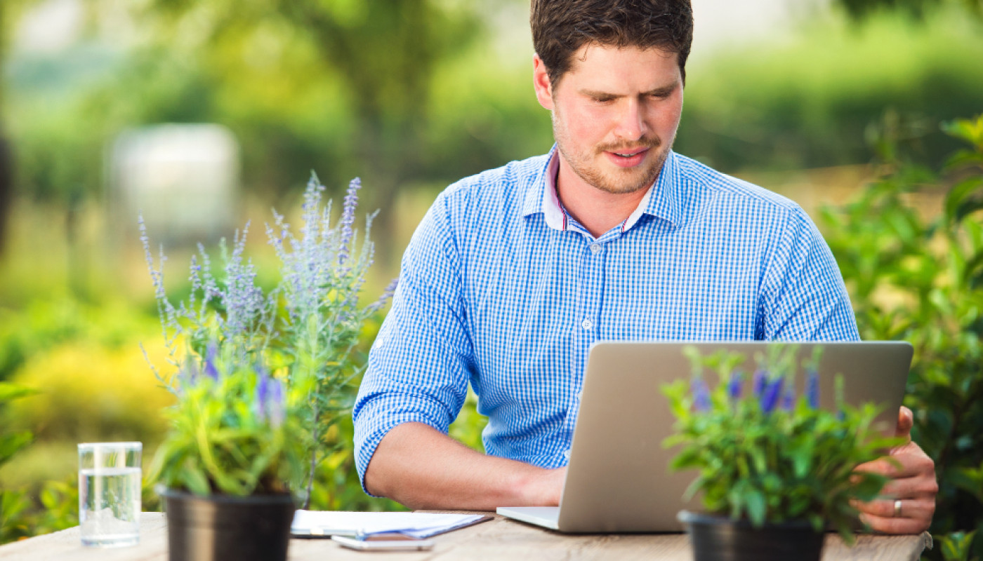 Designer paysagiste en ligne : un allié stratégique pour tout professionnel de l'aménagement